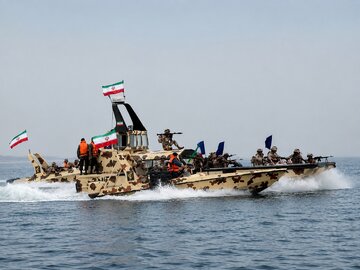 امنیت خلیج فارس باید به دست کشورهای منطقه تأمین شود