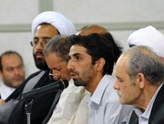 غزلِ تحریف؛ وقتی شاعر، قافیه را به حقیقت باخت