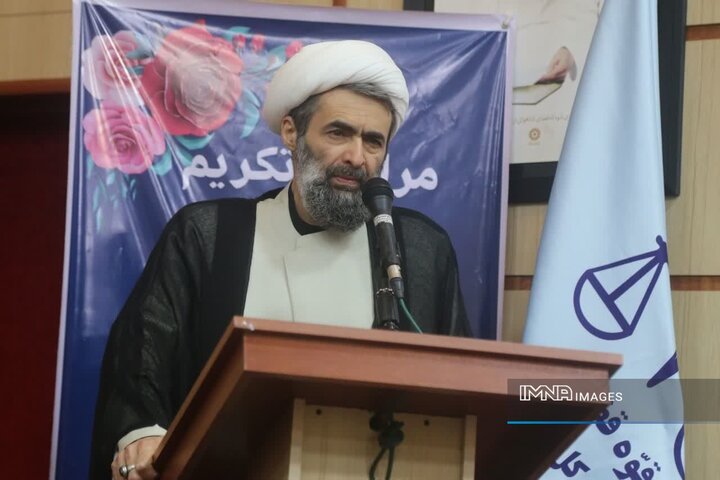 وظیفه امروز ما شناخت دقیق مسئولیت‌ها و انجام درست و کامل آنها است