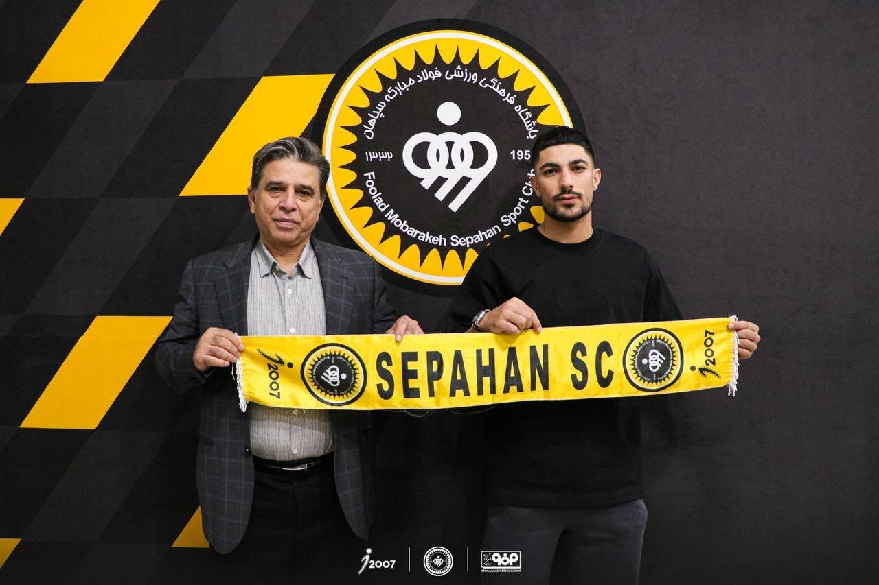مهدی لیموچی با سپاهان تمدید کرد