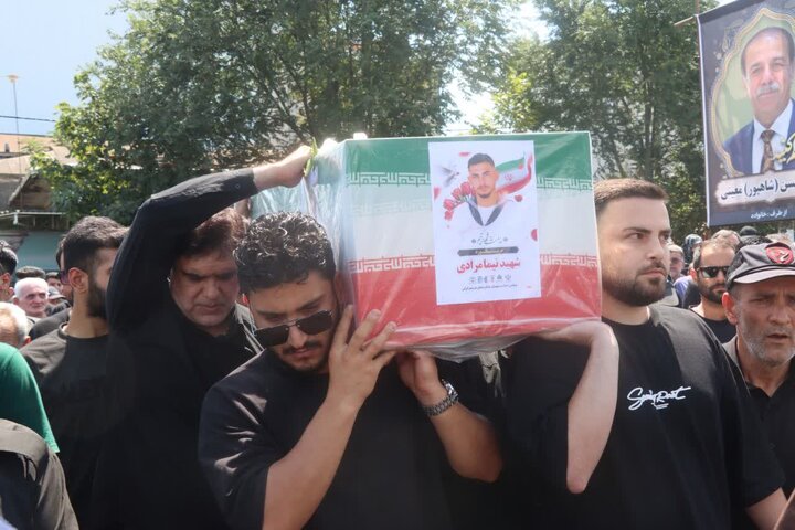 تشییع پیکر مطهر شهید نیما مرادی در بندرانزلی