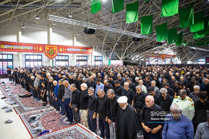 نماز ظهر اربعین