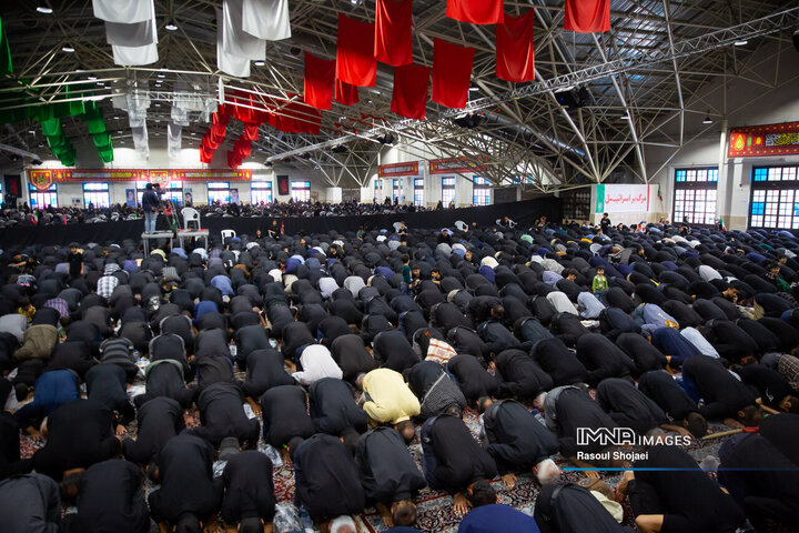 نماز ظهر اربعین