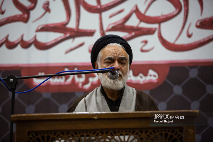 نماز ظهر اربعین