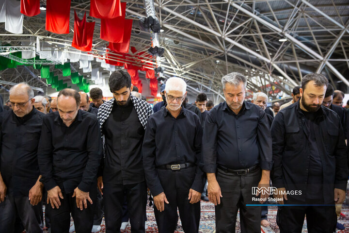 نماز ظهر اربعین