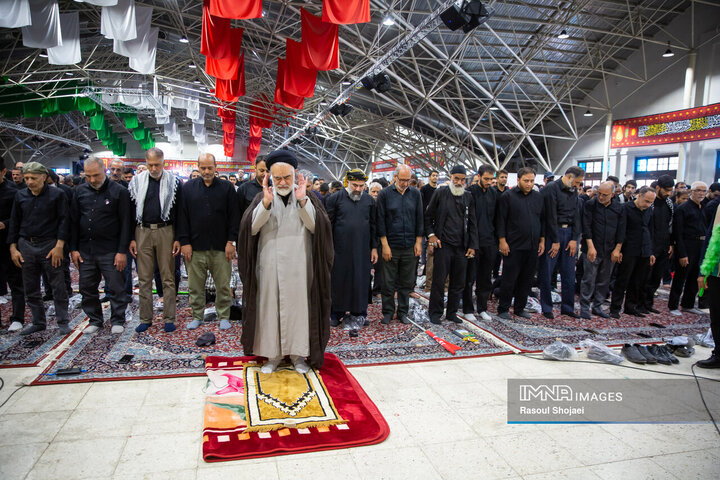نماز ظهر اربعین
