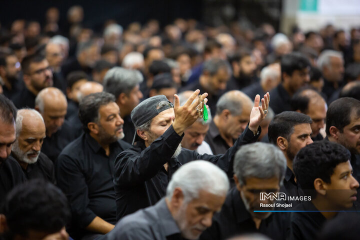 نماز ظهر اربعین