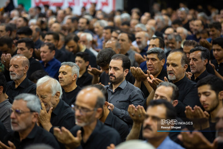 نماز ظهر اربعین