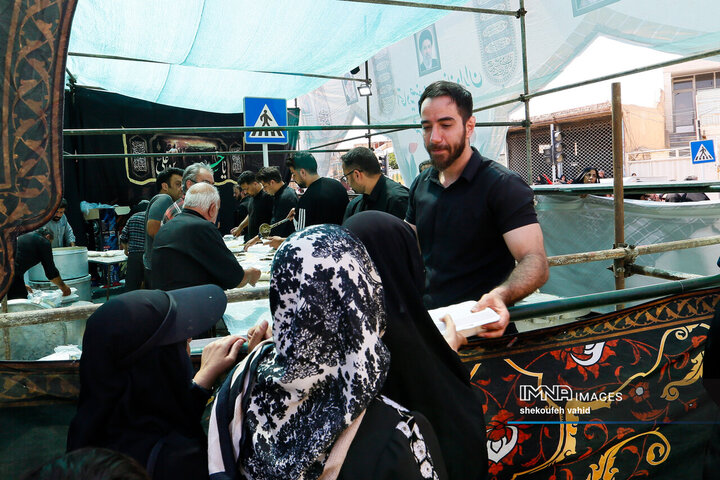 موکب‌های پذیرایی از جاماندگان اربعین حسینی