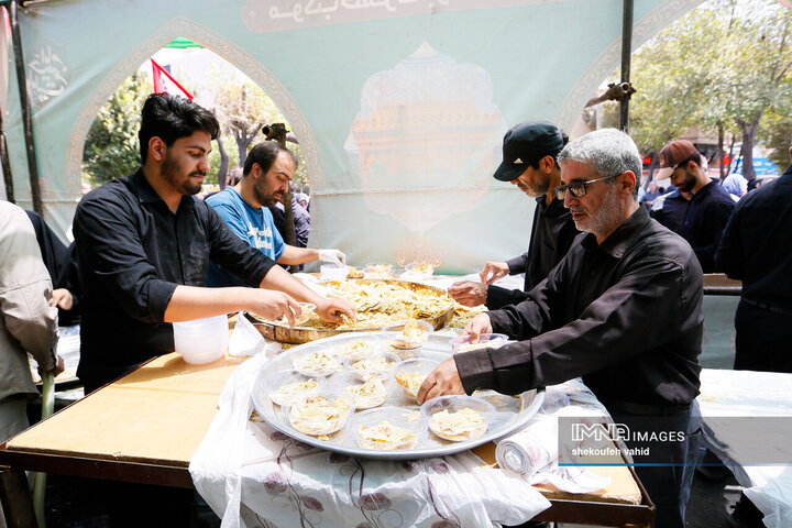 موکب‌های پذیرایی از جاماندگان اربعین حسینی