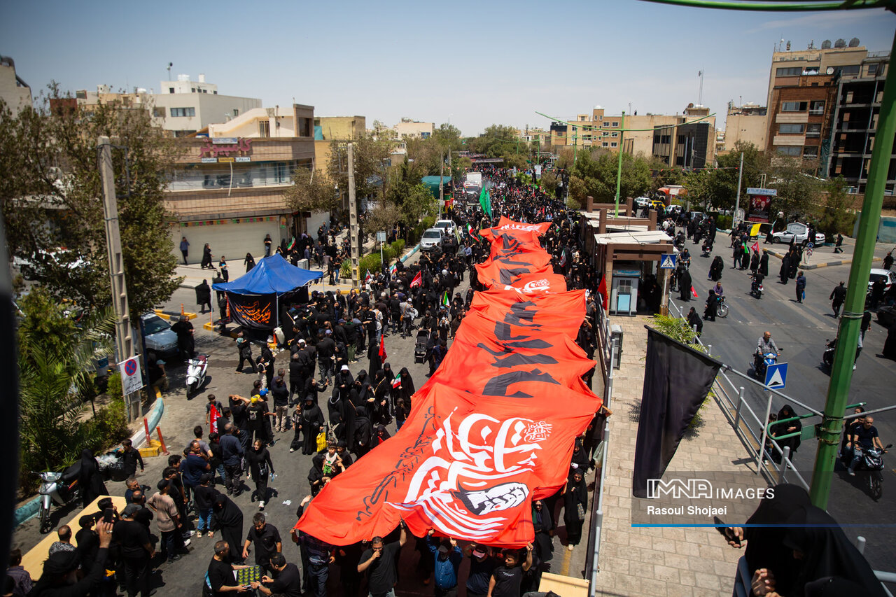 مسافران بیچمدان کربلا که از قافله عشق باز نماندند