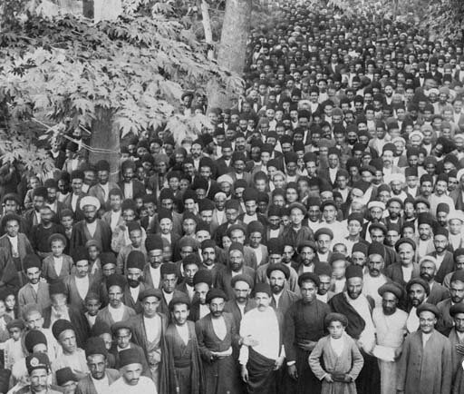 وقتی «ملت» وارد شعر شد/ ادبیات فارسی در سنگر آزادی