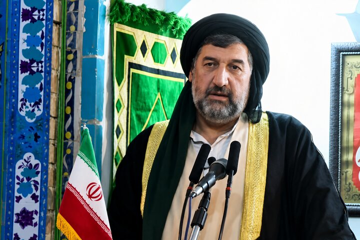 آمریکا و اسرائیل دشمن مردم ایران هستند