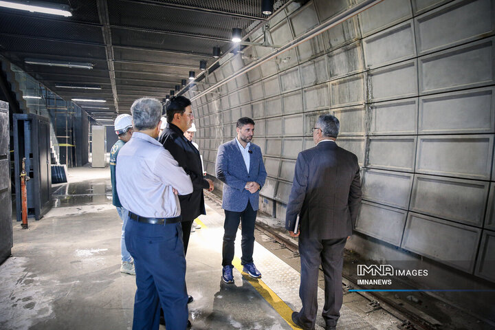 بازدید از مراحل نهایی تکمیل ایستگاه‌های خط ۲ مترو اصفهان