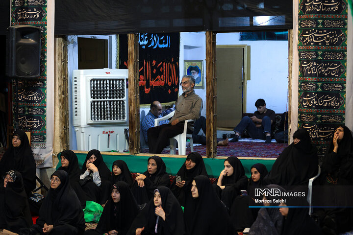 عزاداری دهه آخر صفر در حسینیه پنبه‌کاران