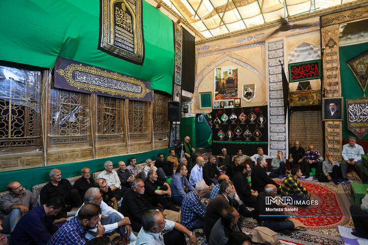 عزاداری دهه آخر صفر در حسینیه پنبه‌کاران