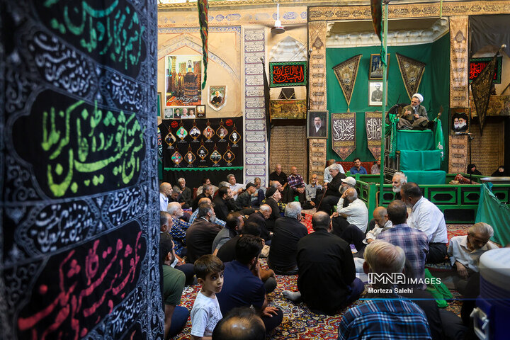 عزاداری دهه آخر صفر در حسینیه پنبه‌کاران