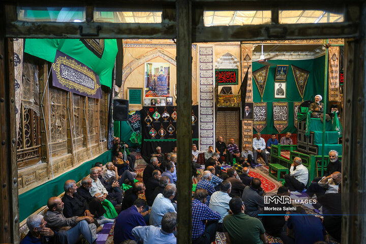 عزاداری دهه آخر صفر در حسینیه پنبه‌کاران
