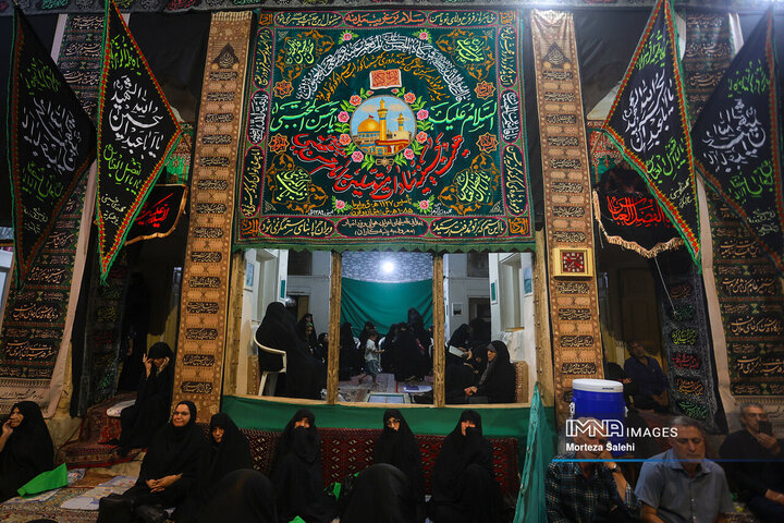 عزاداری دهه آخر صفر در حسینیه پنبه‌کاران