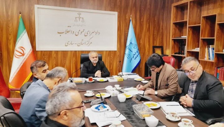 تاکید دادستان مرکز مازندران بر حمایت عملی از نیروهای حافظ جنگل‌ها