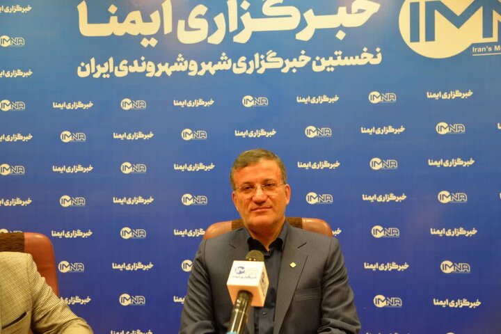 خبرنگاران هموار کننده مسیر توسعه و شفافیت هستند