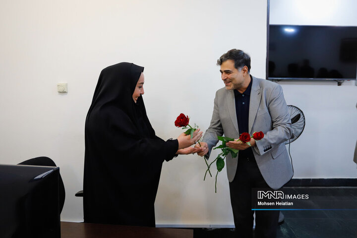 حضور مدیرکل ارتباطات و امور بین‌الملل استانداری اصفهان در خبرگزاری ایمنا