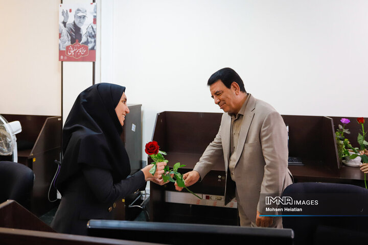 حضور مدیرکل ارتباطات و امور بین‌الملل استانداری اصفهان در خبرگزاری ایمنا
