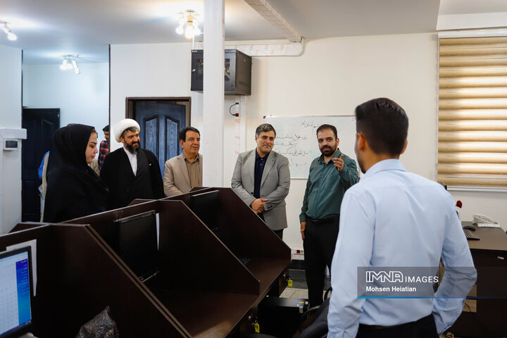حضور مدیرکل ارتباطات و امور بین‌الملل استانداری اصفهان در خبرگزاری ایمنا