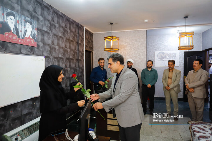 حضور مدیرکل ارتباطات و امور بین‌الملل استانداری اصفهان در خبرگزاری ایمنا