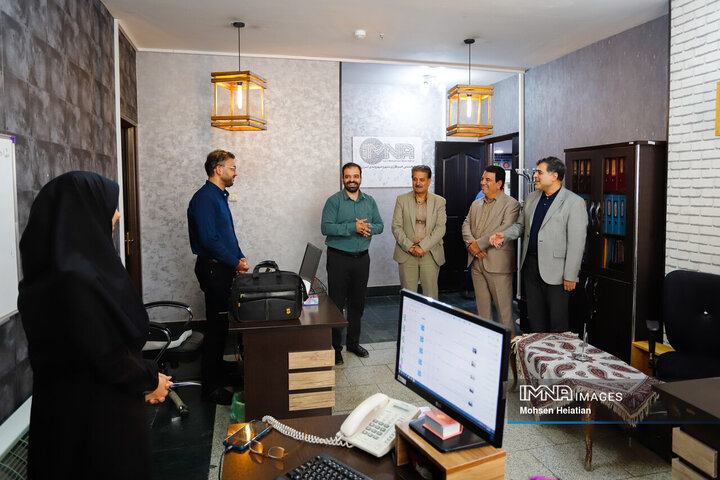 حضور مدیرکل ارتباطات و امور بین‌الملل استانداری اصفهان در خبرگزاری ایمنا