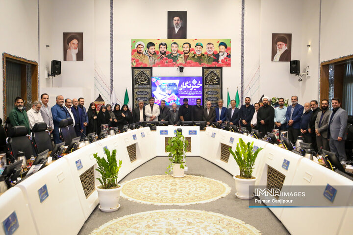 در صحن شورا؛ خبرنگاران اصفهان از روزهای جنگ و روایت حقیقت گفتند