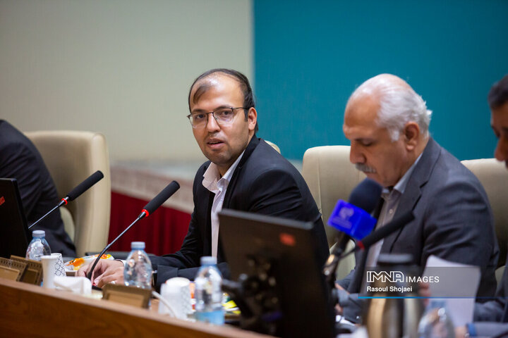نشست خبری مدیرکل آموزش و پرورش استان اصفهان