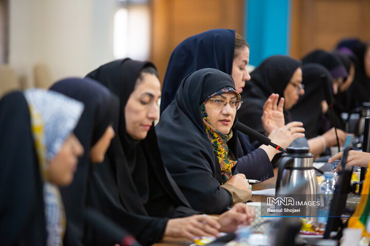 نشست خبری مدیرکل آموزش و پرورش استان اصفهان