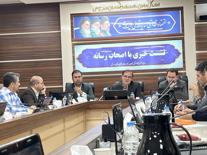 تعدیل و اخراج گروهی کارگران در استان اردبیل نداشته‌ایم