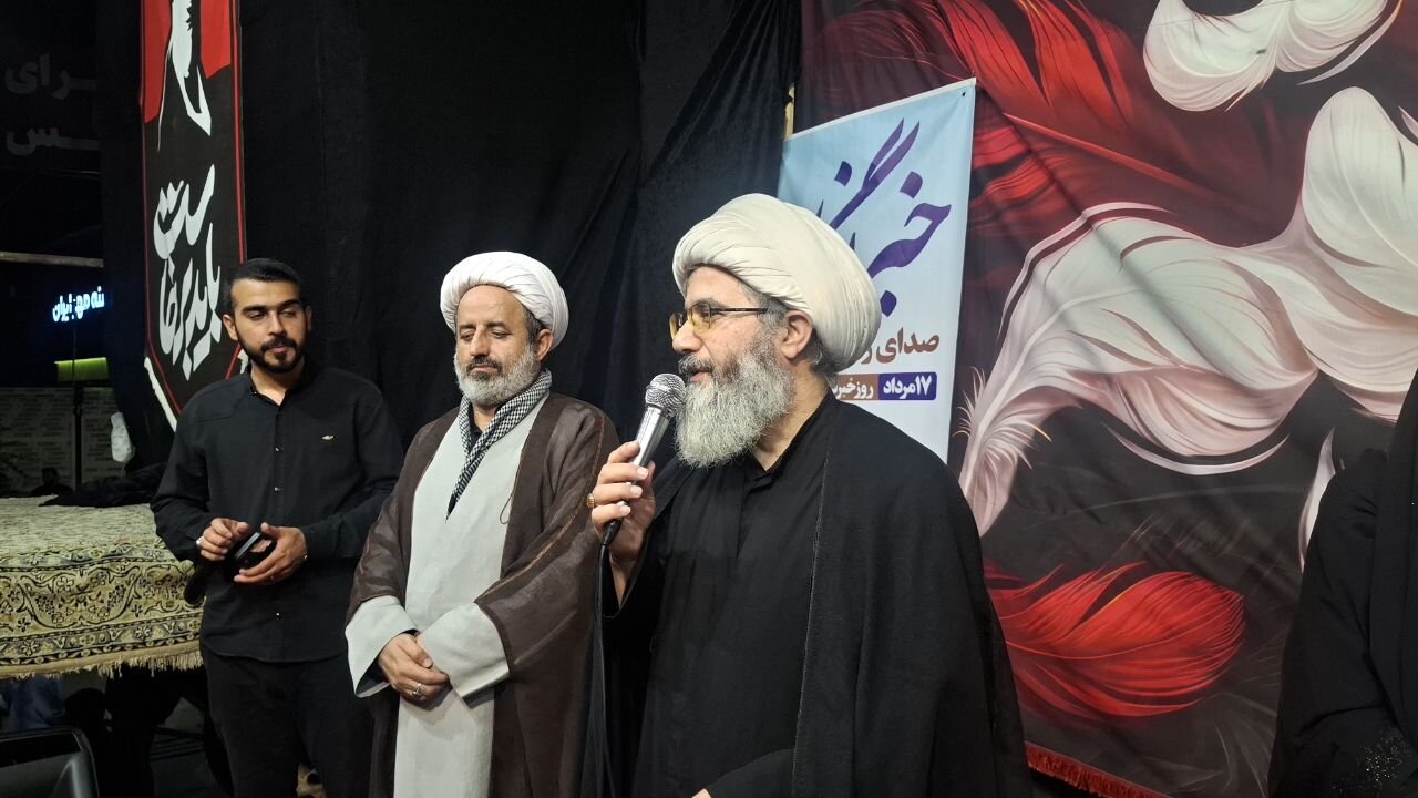 شناخت منبع خبر حیاتی است/ آمریکا و اسرائیل در برابر ملت ایران شکست خورده‌اند