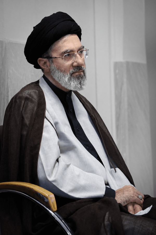 تصویر جدیدی از حضرت آیت‌الله سید مجتبی خامنه‌ای منتشر شد