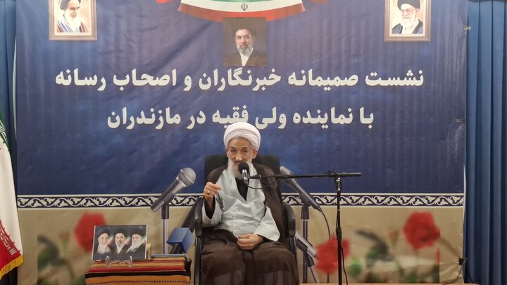 خبرنگاران در خط مقدم جهاد رسانه‌ای قرار دارند