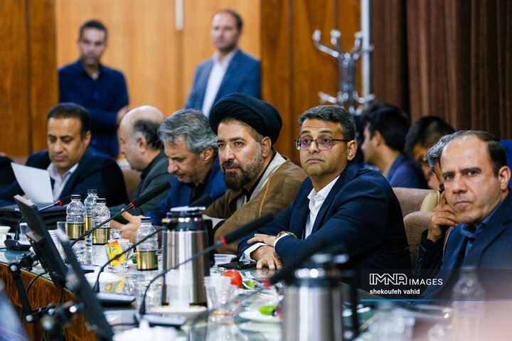 آیین امضای تفاهم نامه ی احداث 168 کلاس درس به یاد 168 دانش آموز شهید میناب