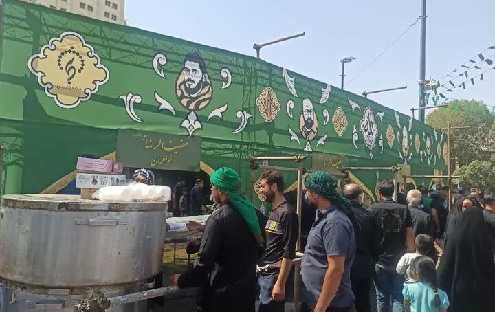 ردپای ارادت در غبار ماه صفر/ مشق عشق در جاده سبزوار- مشهد