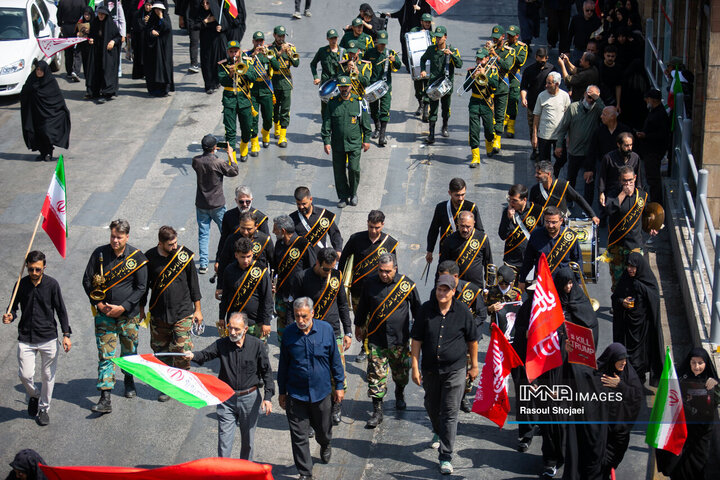 ۳۵۰ تیم امدادی برای بازگشت زائران در جاده‌های اصفهان مستقر شدند