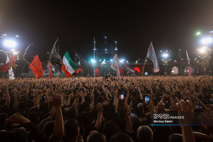 عزاداری شب شهادت امام رضا(ع)