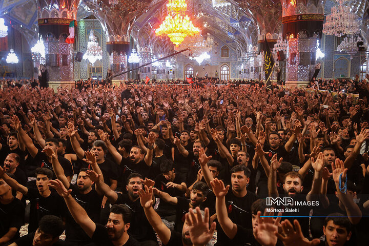 عزاداری شب شهادت امام رضا(ع)