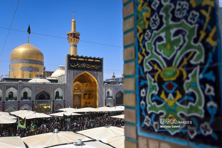 عزاداری سالروز شهادت امام رضا(ع) در حرم مطهر رضوی