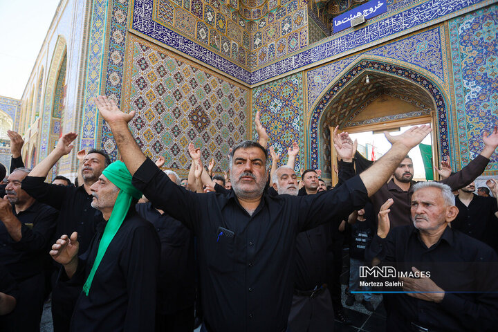 عزاداری سالروز شهادت امام رضا(ع) در حرم مطهر رضوی
