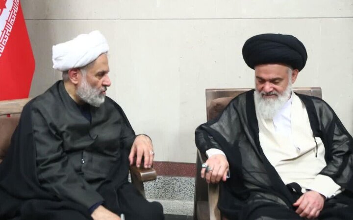 مراجع و علمای قم در دیدار با رئیس بسیج بر مشارکت مردم تاکید کردند