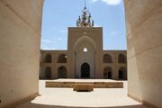 روایت چند قرن زندگی در چهار ایوان مسجد جامع ابرکوه