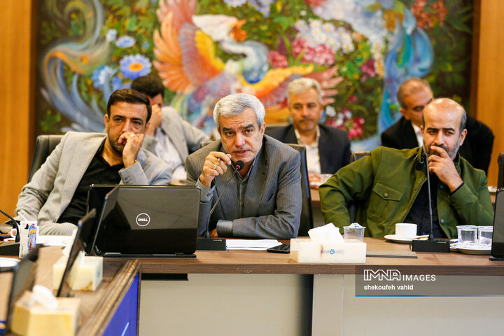 نشست بررسی فرصت ها و چالش‌های تجارت با چین