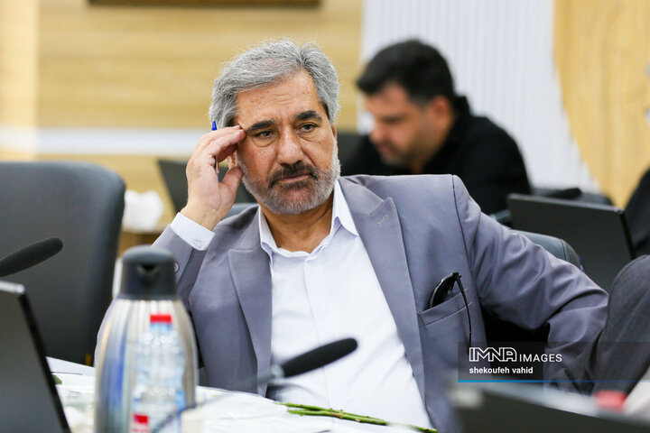 نشست پیشکسوتان رسانه استان با استاندار اصفهان