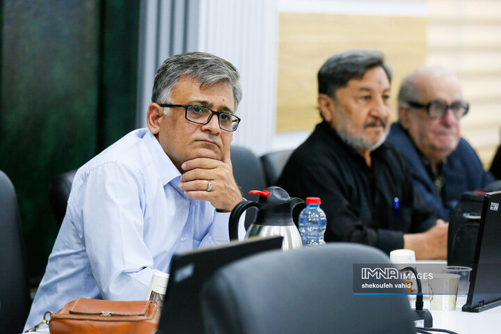 نشست پیشکسوتان رسانه استان با استاندار اصفهان
