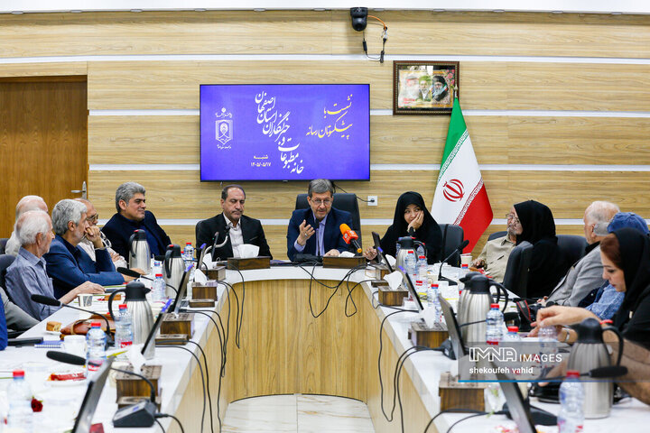 نشست پیشکسوتان رسانه استان با استاندار اصفهان